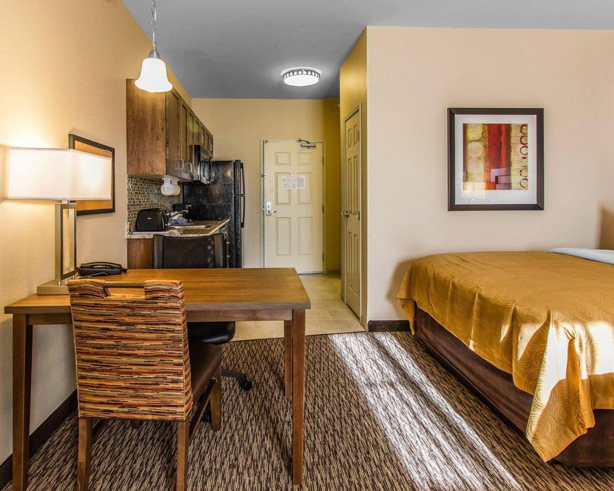 Mainstay Suites Watford City - Event Center Buitenkant foto