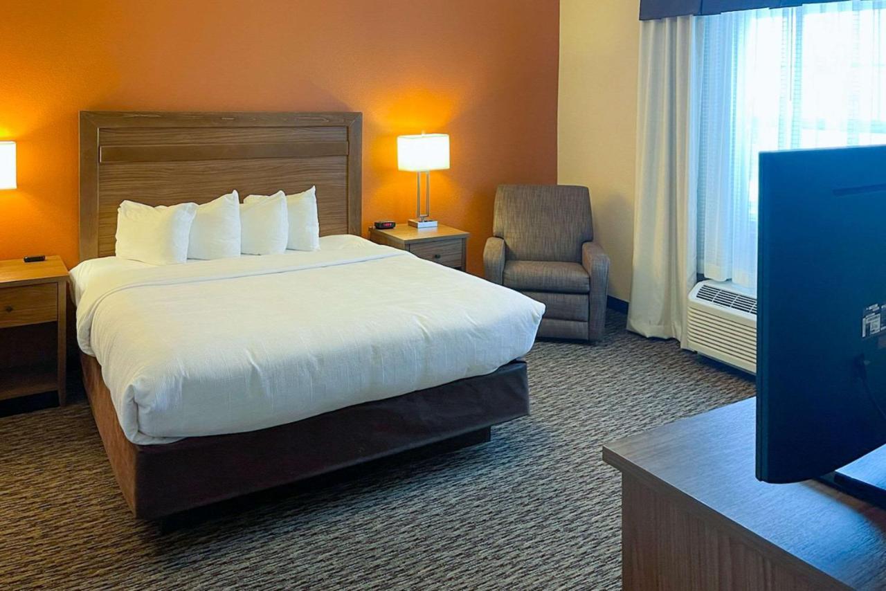 Mainstay Suites Watford City - Event Center Buitenkant foto