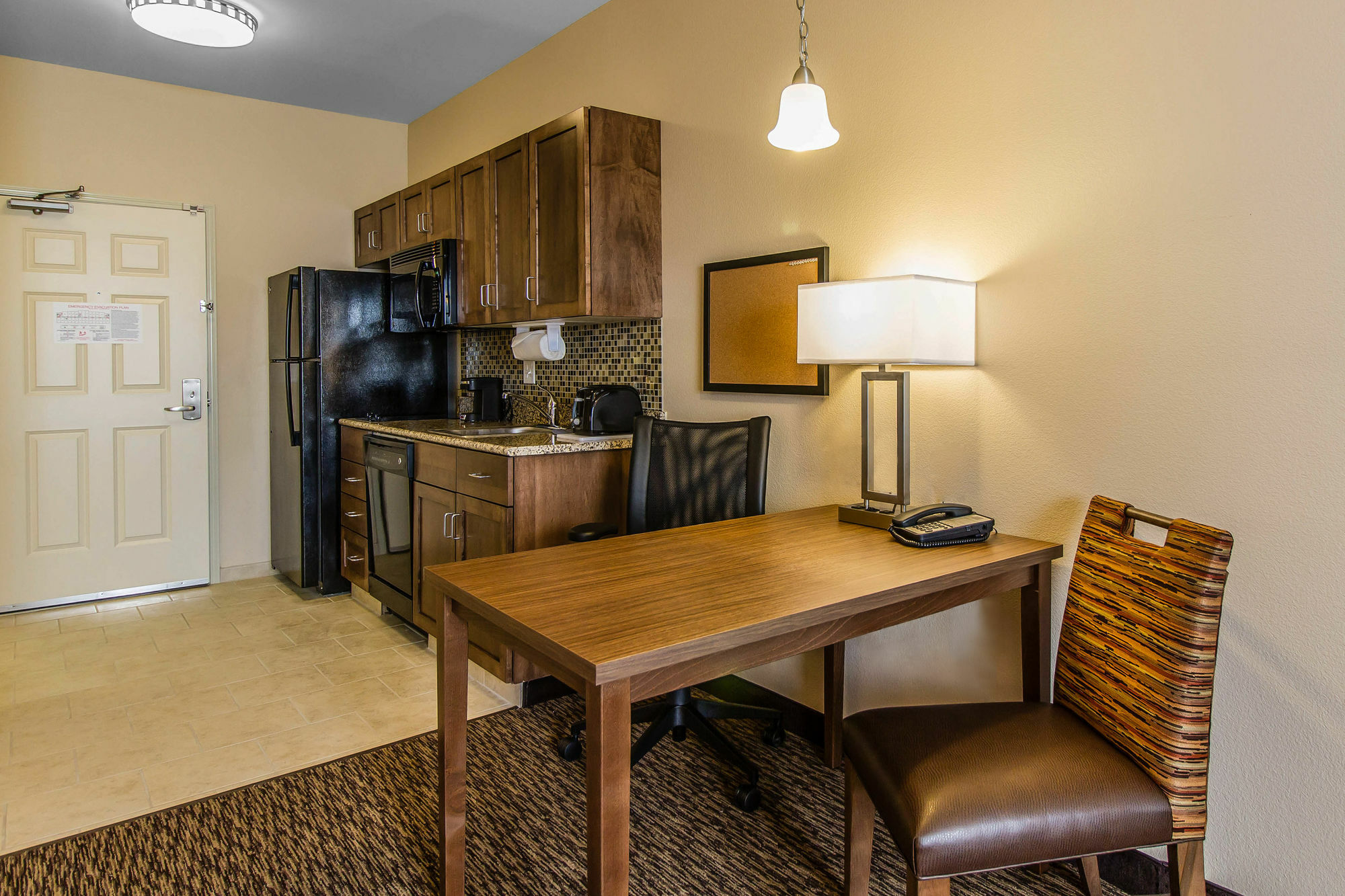 Mainstay Suites Watford City - Event Center Buitenkant foto